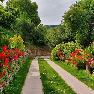  Frühstückspension Agrifoglio Con Giardino Italien