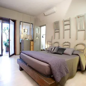 ** Bed & Breakfast Bed+art Italië